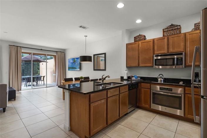 Image No.14-2 Bed Townhouse for sale