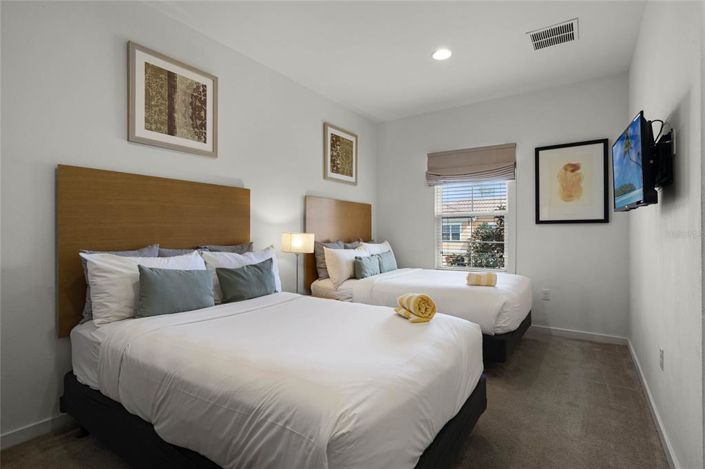 Image No.22-2 Bed Townhouse for sale