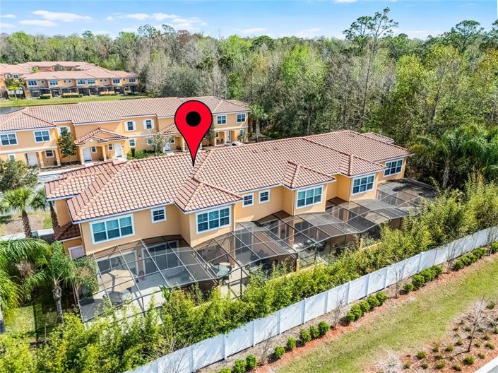 Image No.35-2 Bed Townhouse for sale