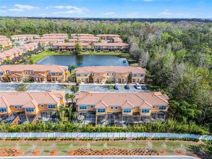 Image No.38-2 Bed Townhouse for sale