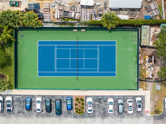 Image No.52-2 Bed Townhouse for sale