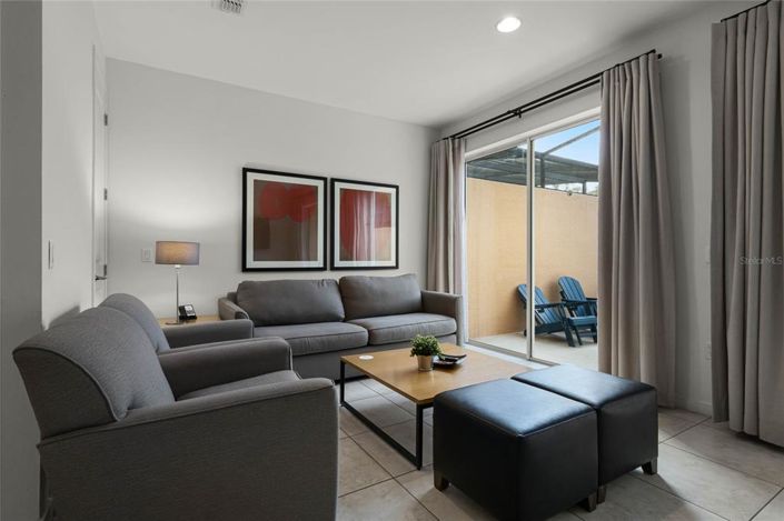 Image No.6-2 Bed Townhouse for sale