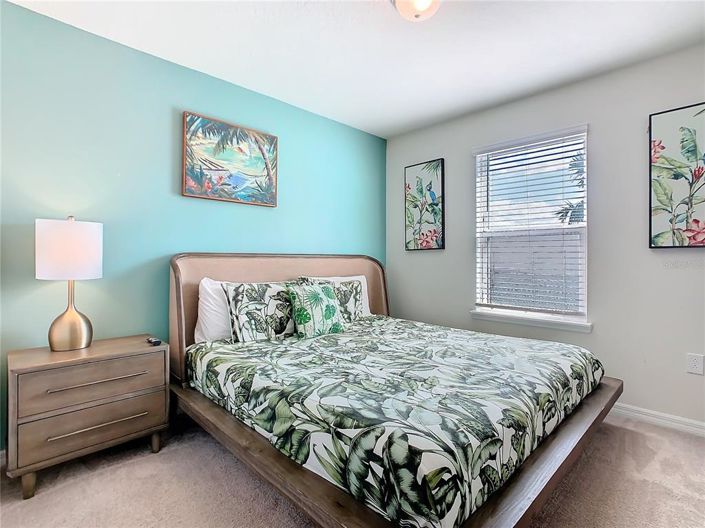 Image No.13-5 Bed Townhouse for sale