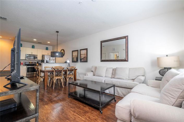 Image No.6-3 Bed Townhouse for sale