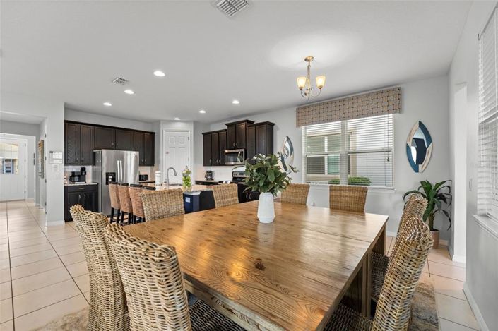 Image No.12-4 Bed Property for sale