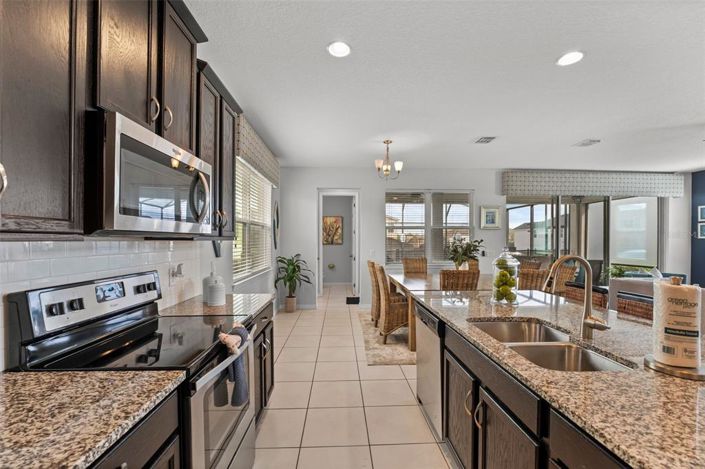 Image No.6-4 Bed Property for sale