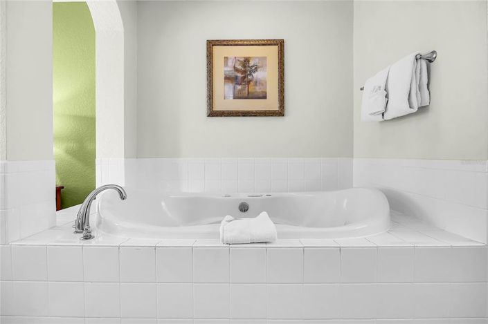 Image No.16-3 Bed Property for sale