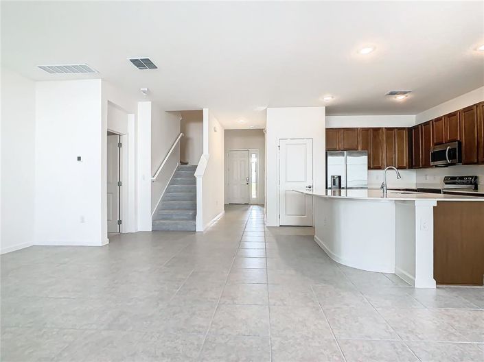 Image No.21-8 Bed Property for sale