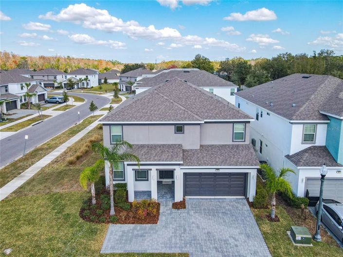 Image No.3-8 Bed Property for sale