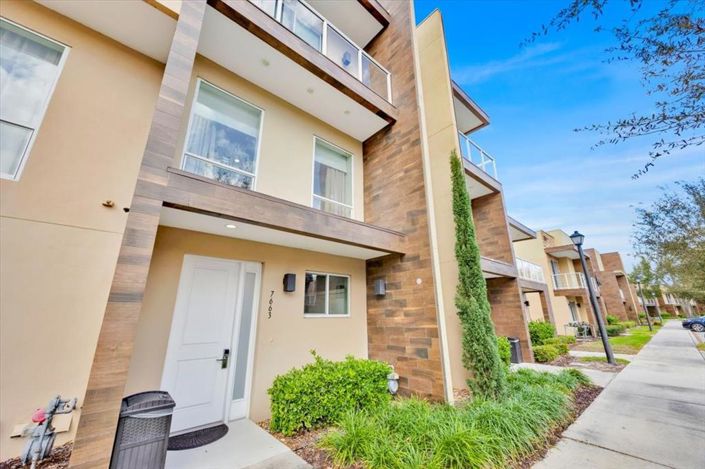 Image No.2-3 Bed Townhouse for sale