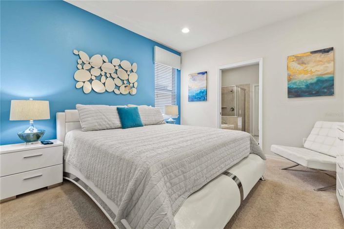 Image No.14-6 Bed Property for sale