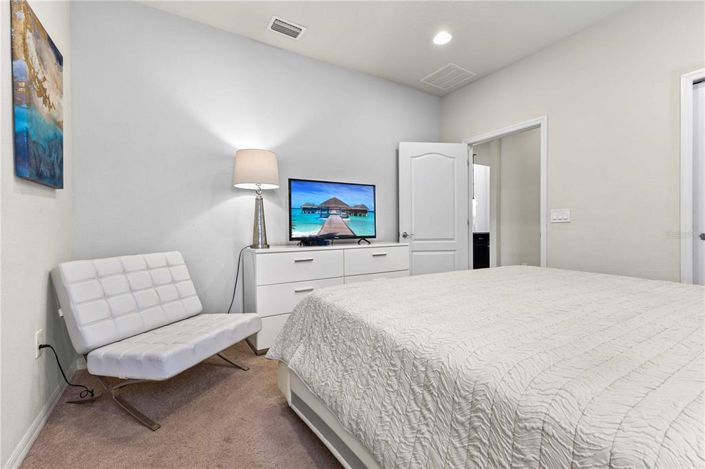 Image No.15-6 Bed Property for sale