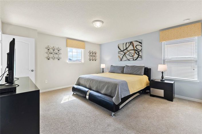 Image No.24-6 Bed Property for sale