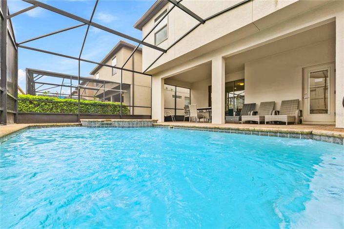 Image No.47-6 Bed Property for sale