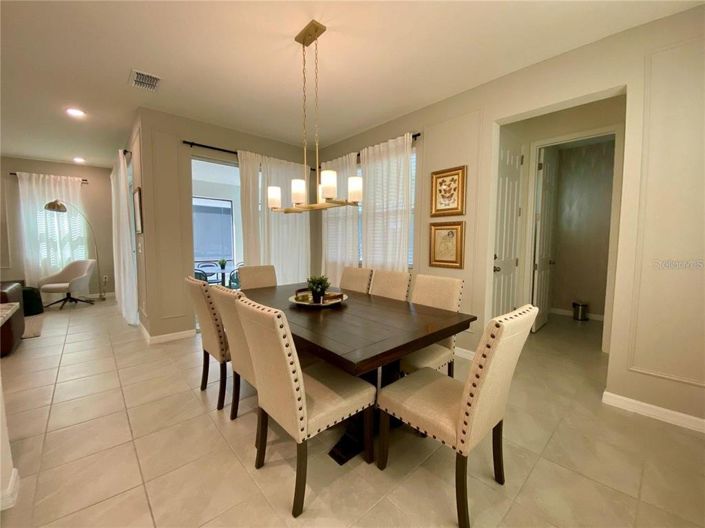 Image No.6-Propriété de 6 chambres à vendre à Kissimmee