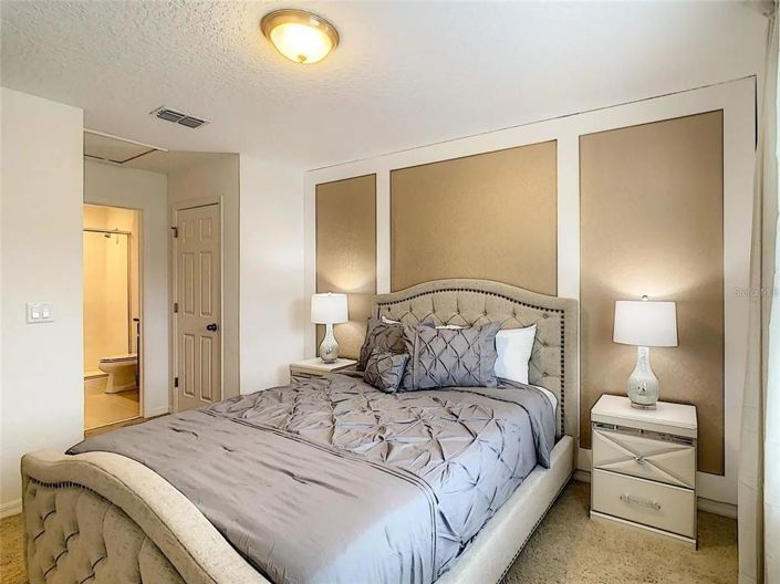 Image No.26-4 Bed Townhouse for sale