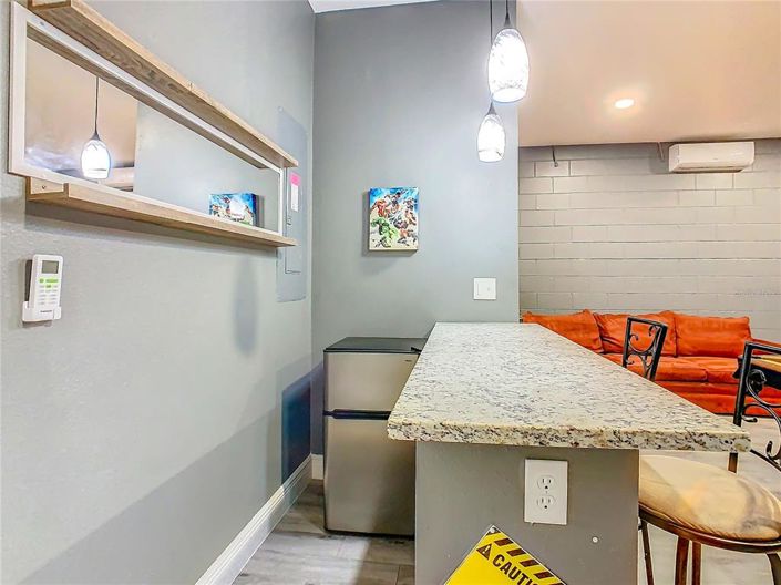 Image No.50-6 Bed Property for sale