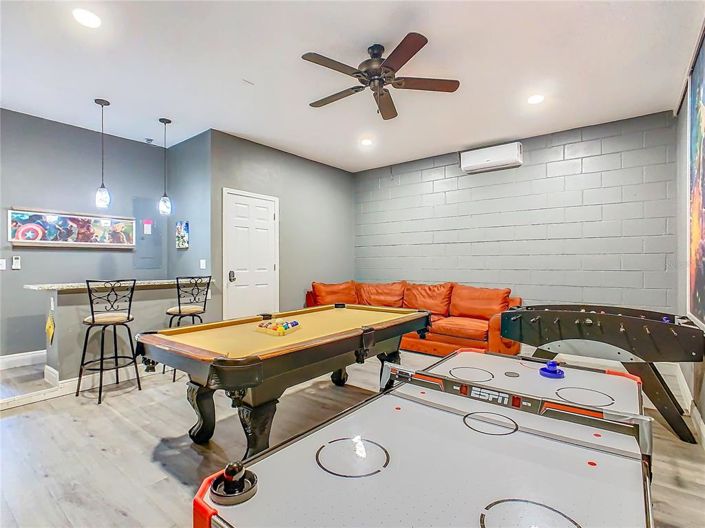 Image No.52-6 Bed Property for sale