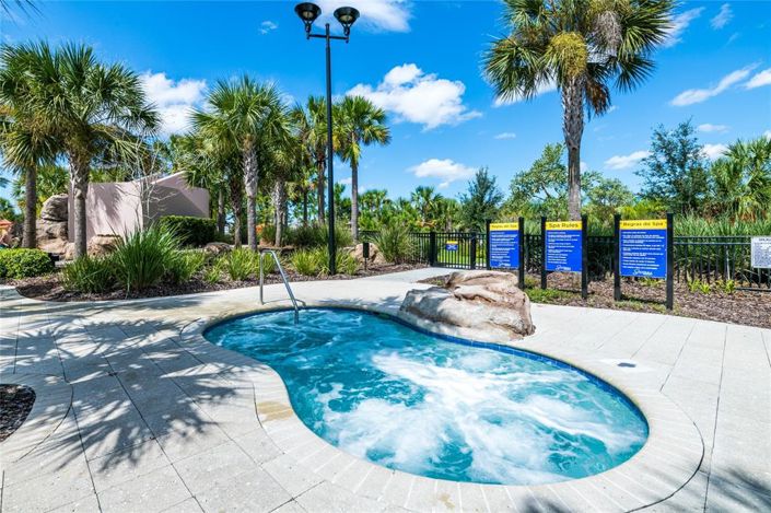 Image No.87-7 Bed Property for sale