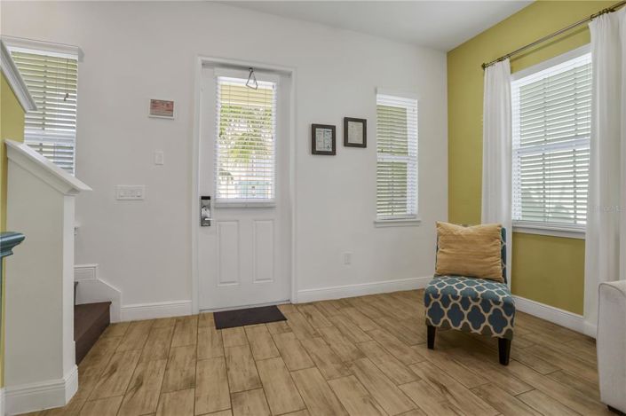 Image No.12-2 Bed Property for sale