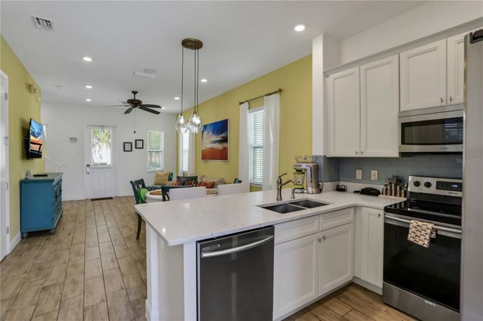 Image No.9-2 Bed Property for sale