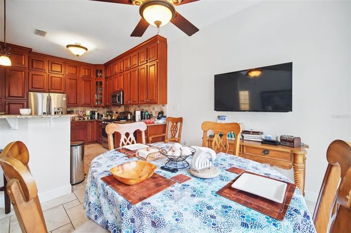 Image No.19-4 Bed Property for sale