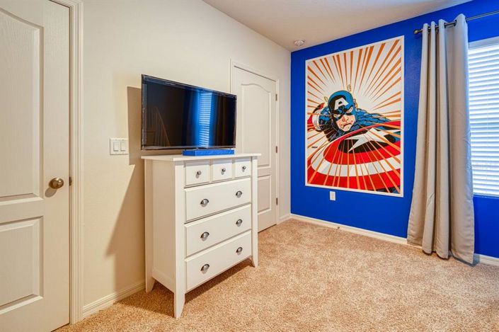 Image No.12-6 Bed Property for sale