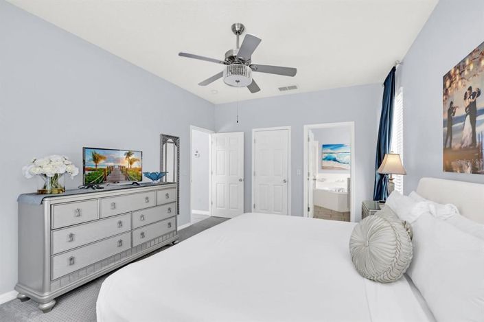 Image No.22-6 Bed Property for sale