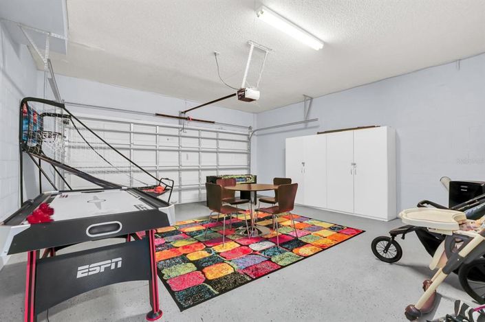 Image No.43-6 Bed Property for sale