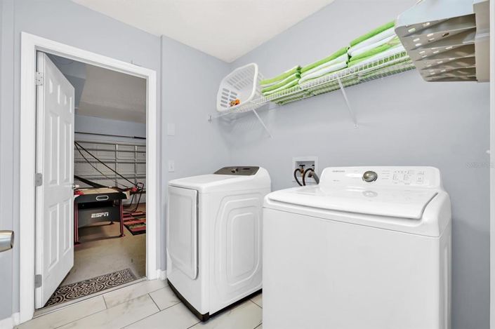 Image No.45-6 Bed Property for sale