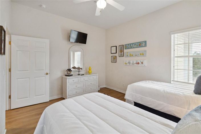 Image No.25-3 Bed Property for sale