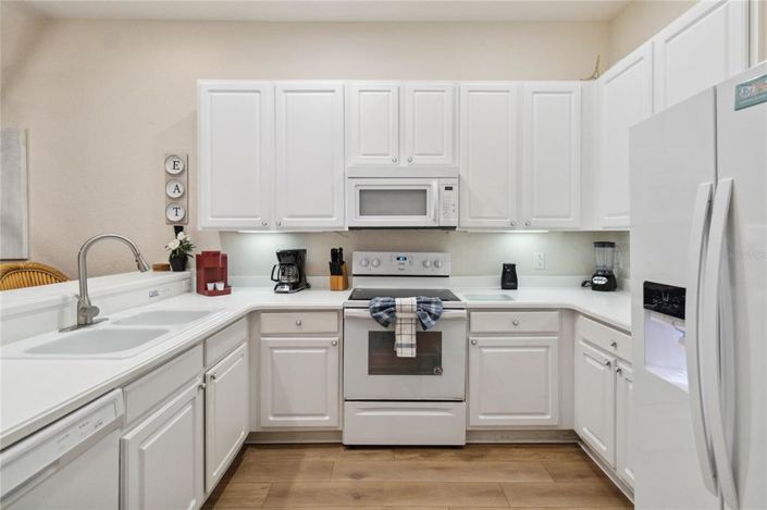 Image No.5-3 Bed Property for sale