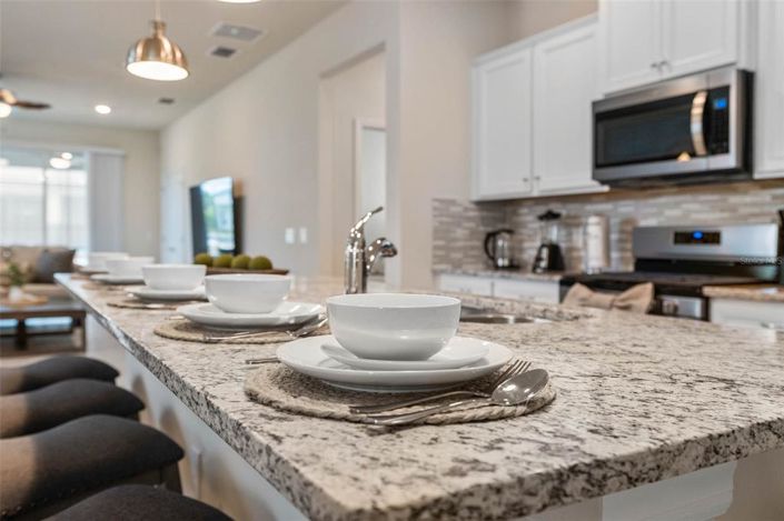 Image No.8-7 Bed Property for sale