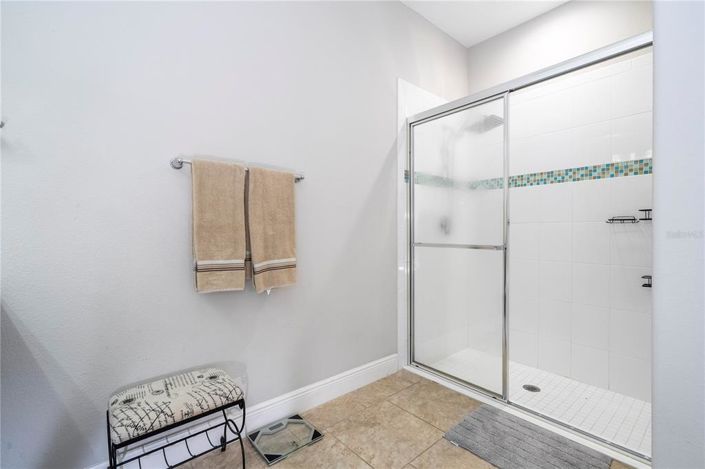 Image No.33-7 Bed Property for sale