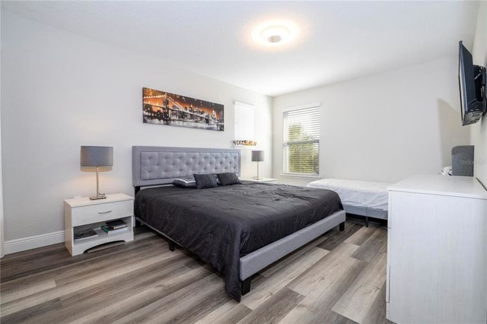 Image No.54-7 Bed Property for sale