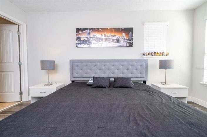 Image No.55-7 Bed Property for sale