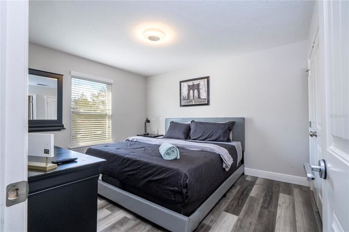 Image No.71-7 Bed Property for sale