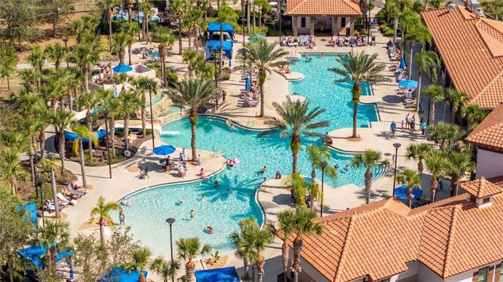 Image No.88-7 Bed Property for sale