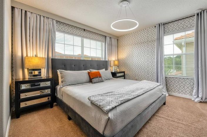 Image No.13-5 Bed Townhouse for sale