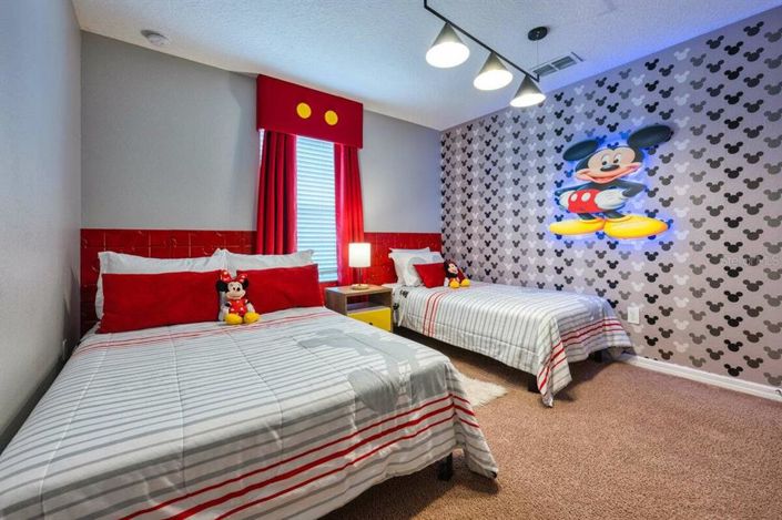 Image No.16-5 Bed Townhouse for sale