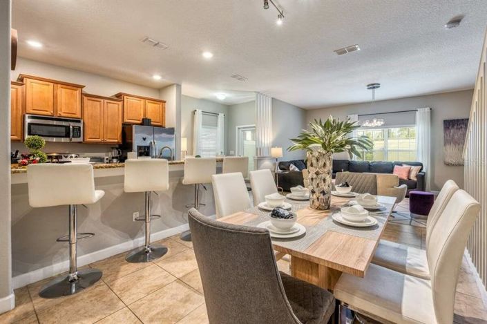 Image No.5-5 Bed Townhouse for sale