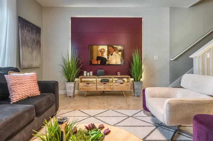 Image No.7-5 Bed Townhouse for sale