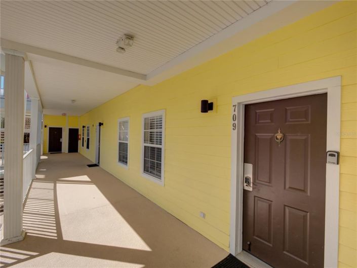 Image No.27-3 Bed Property for sale