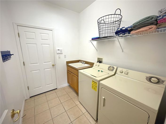 Image No.21-5 Bed Property for sale