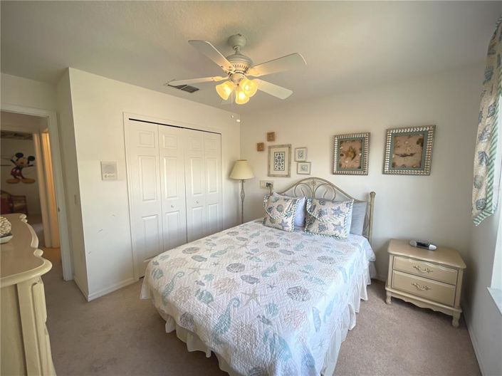 Image No.40-5 Bed Property for sale