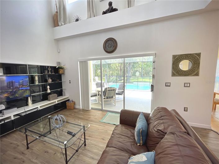 Image No.41-5 Bed Property for sale