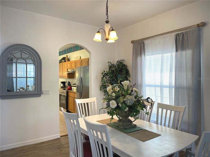 Image No.6-5 Bed Property for sale