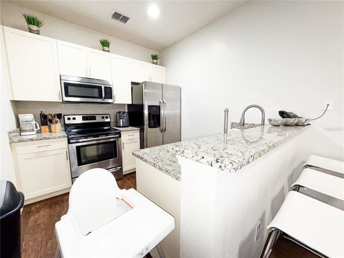 Image No.13-3 Bed Townhouse for sale