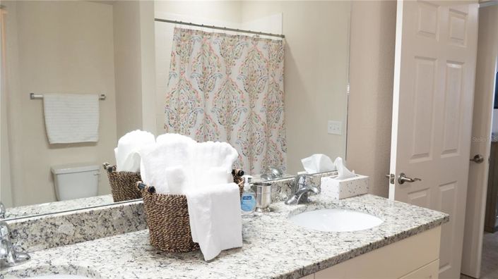 Image No.21-3 Bed Townhouse for sale