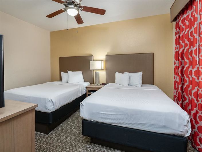 Image No.6-3 Bed Property for sale